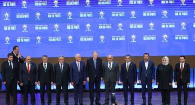 AK Parti'ye katılan belediye başkanları ve milletvekillerinin listesi belli oldu