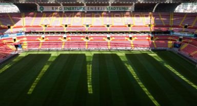 Büyükşehir; RHG Enertürkl Stadyumunu lige hazır hale getirdi