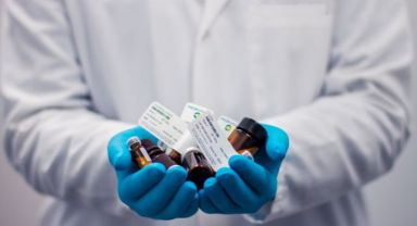 İlaç sektörü krizin eşiğinde! Eczacılar grev yapmaya hazırlanıyor