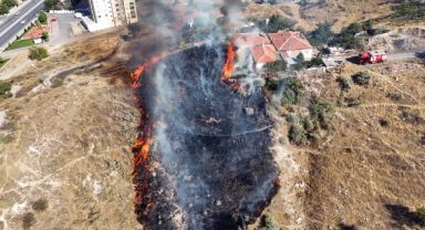 Kayseri'de korku dolu anlar: Evin etrafını alevler sardı
