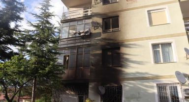 Küçük çocuğun çakmakla oyunu evi yaktı