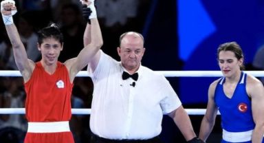 Milli boksör Esra Yıldız Kahraman'dan 'erkek' rakibine protesto