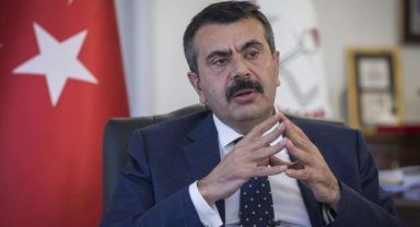 Milli Eğitim Bakanı Yusuf Tekin'den ara tatil ve okullarda kayıt parası iddialarına ilişkin açıklama