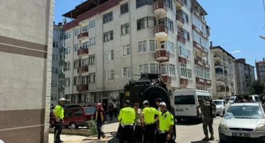 Uyuşturucu bağımlısı dehşet saçtı! Kastamonu'dan acı haber geldi: 1 polis şehit oldu