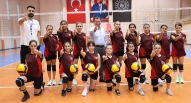 Yusuf Dikeç Kayserili sporculara rol model oldu