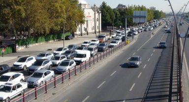 Aynı yerde 2 kaza: 2 yaralı