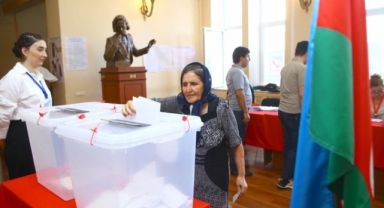 Azerbaycan'da oy verme işlemi sona erdi