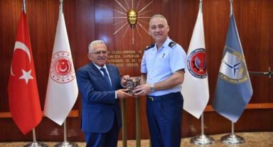 Başkan Büyükkılıç’tan Garnizon Komutanlığı’na Atanan Acar’a Hayırlı Olsun Ziyareti