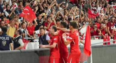 Bizim Çocuklar İzlanda'yı sahadan sildi!