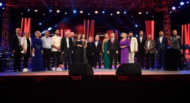 Valilik ve Büyükşehir'den TRT sanatçıları şehir konserleri ile Kayseri'ye unutulmaz müzik keyfi