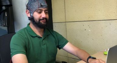 AGÜ’lü Akademisyenlerden İnovatif Kulaklık Girişimi