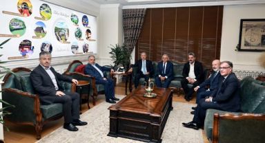 Ak Partili Vekiller Ve Başkanlar Talas'ta Toplandı.