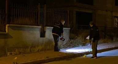 Alacak verecek kavgasında alacaklısını böyle vurdu