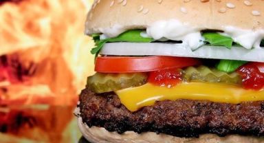 Bakanlık ifşa etti! Ünlü fast food zincirinin Türkiye şubesinde skandal: Kanatlı eti kullanmışlar