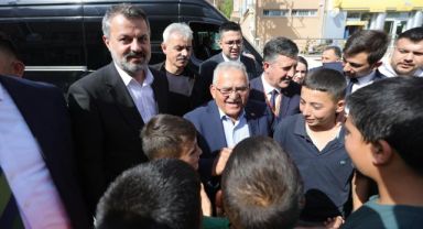 Büyükkılıç Ve Akar, Ak Parti 8. Olağan İncesu Ve Yeşilhisar İlçe Kongrelerine Katıldı