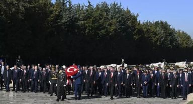 Cumhuriyet 101 yaşında! Cumhurbaşkanı Erdoğan ve devlet erkanı Anıtkabir'de