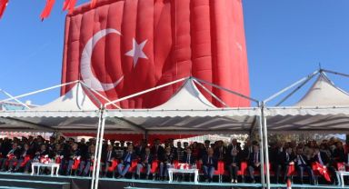 Kayseri'de dev sıcak hava balonlu 29 Ekim kutlaması