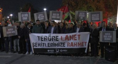 Kayseri'de vatandaşlar terörü lanetledi