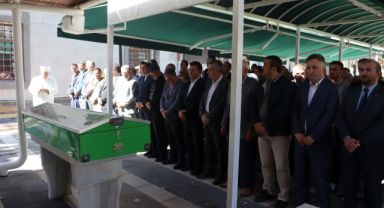 KAYSERİ Kazada ölen öğretmen ve araç sürücüsü toprağa verildi