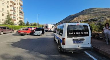 Mini aracın çarptığı yaşlı adam ağır yaralandı