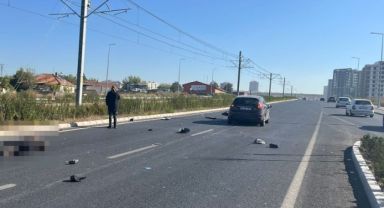 Otomobil çarpan elektrikli motosiklet sürücüsü yaralandı