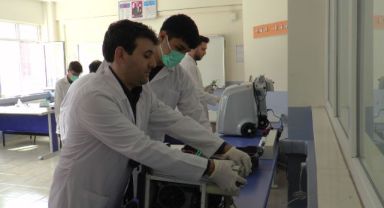 Türkiye’de ilk: Öğrenciler KOAH cihazlarını onarıyor