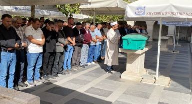  Yan bakma kavgasında öldürülen genç toprağa verildi