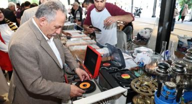  Antikacılar, Pazar günü Mevlana'da buluşuyor