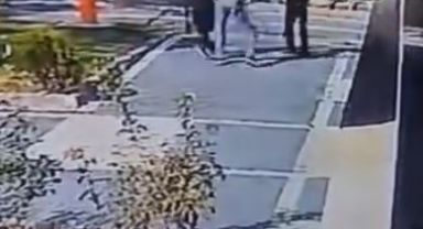 Kadını tek yumrukla yere serdi