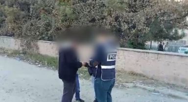 Narkotik polisi okul çevrelerini denetledi