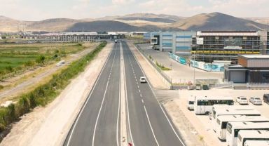 Melikgazi Belediyesi 5 yılda 661 kilometre rekor asfalt yol yaptı