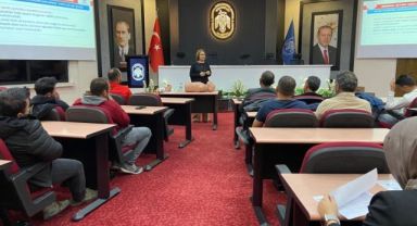 Melikgazi Belediyesi’nden personellerine ilk yardım eğitimi
