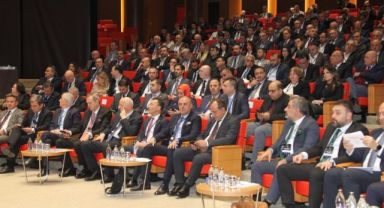 Uzun yol şoförlerinin yaş sınırlamasına müjdeli haber