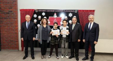 Başkan Yalçın öğrencilerin karne sevincinde