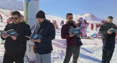 Erciyes'te kitap okudular