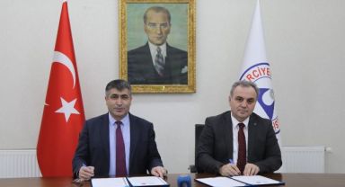  ERÜ ve Nevşehir Hacı Bektaş Veli Üniversitesi arasında eğitim işbirliği protokolü imzalandı