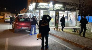 Husumetlisini 3. kattaki evinin balkonunda vurdu