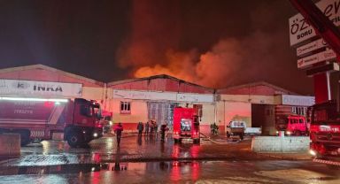 Kayseri'deki fabrika yangını 3 saatte söndürüldü