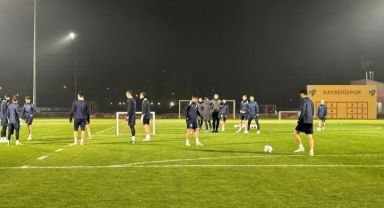Kayserispor'da taraftarlı antrenman