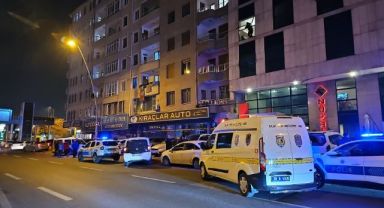 Otelde husumetlilerin kavgası kanlı bitti: 2 ölü