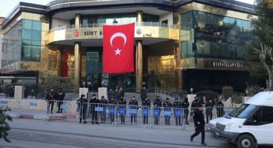 Siirt Belediye Başkanı Sofya Alağaş görevden uzaklaştırıldı yerine kayyum atandı