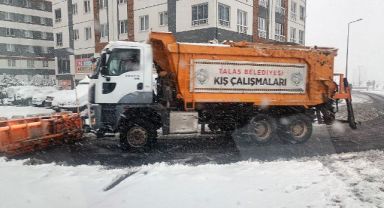 Başkan Yalçın kış çalışmalarını ‘Koordinasyon Merkezi’nden yönetti
