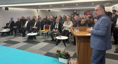 Cihannüma Derneği Çarşamba Sohbetlerinde '' Suriye'de neler oluyor ? '' konuşuldu.
