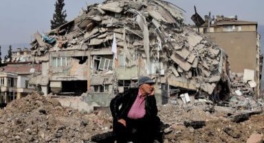 Deprem bölgesinde 6 Şubat'ta okullar tatil edildi