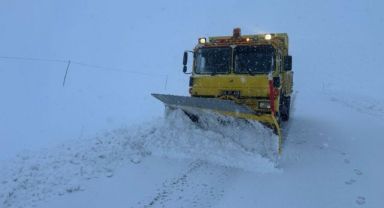 Kayseri'de kapanan 61 yol ulaşıma açıldı