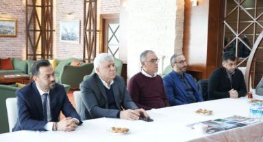 Kayseri Kent Konseyi'nden Erciyes'in zirvesinde ‘gastronomi' toplantısı