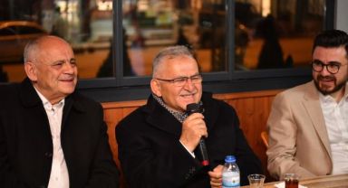 Başkan Büyükkılıç ve AK Parti İl Teşkilatı'ndan Yahyalı'ya Ramazan çıkarması
