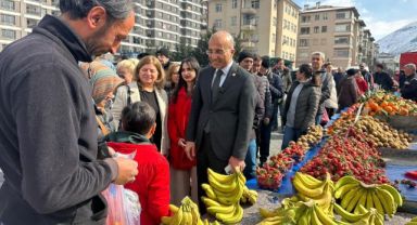 CHP’li Aşkın Genç’in dinlediği emekli: 12 bin lira ile kira mı, elektrik mi, doğalgaz mı verelim