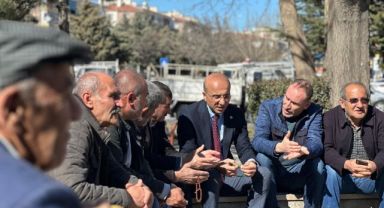 CHP’li Aşkın Genç’in dinlediği emekli: “İlaç alacak param yok, 56 yaşındayım ama 70 yaşına döndüm”