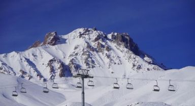 Erciyes'te çığ düştü